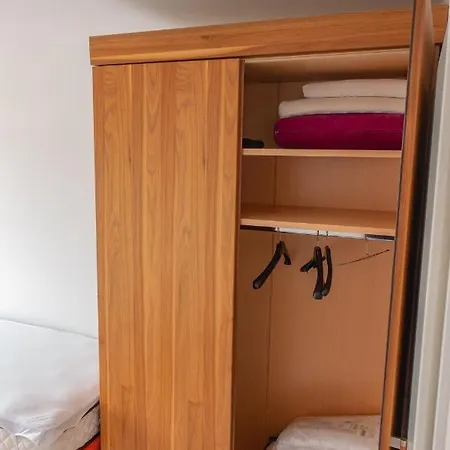 Marc's Quarto em Acomodações Particulares